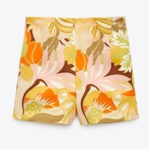 NWOT Zara High Waist Yellow Gold Floral Retro Print Short Size XS